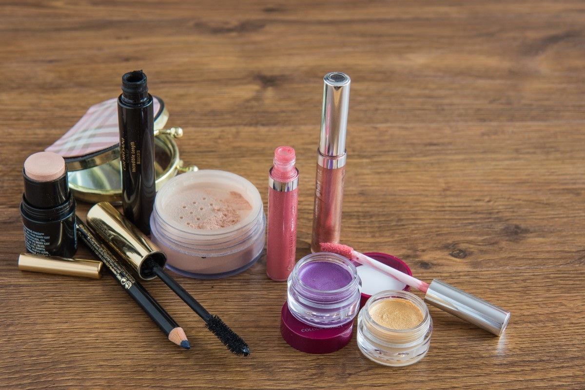 Top 5 Beauty Accessories You Need in Your Daily Routine