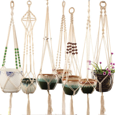 Handmade macrame flower/ plant pot hanger