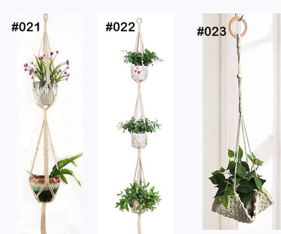 Handmade macrame flower/ plant pot hanger